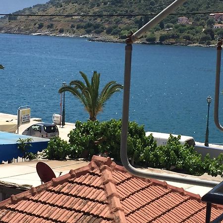 Pelagias Apartments Agia Efimia Bilik gambar