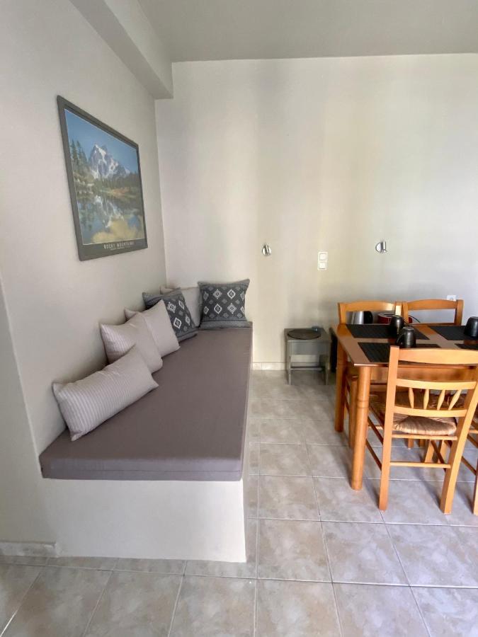 Pelagias Apartments Agia Efimia Luaran gambar
