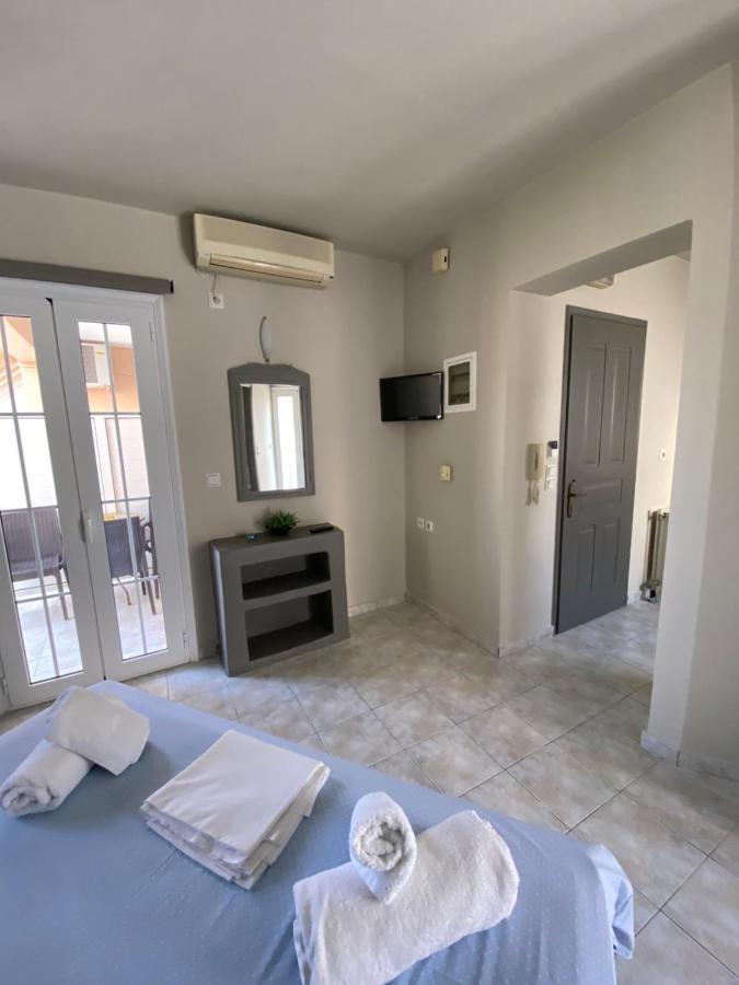 Pelagias Apartments Agia Efimia Luaran gambar