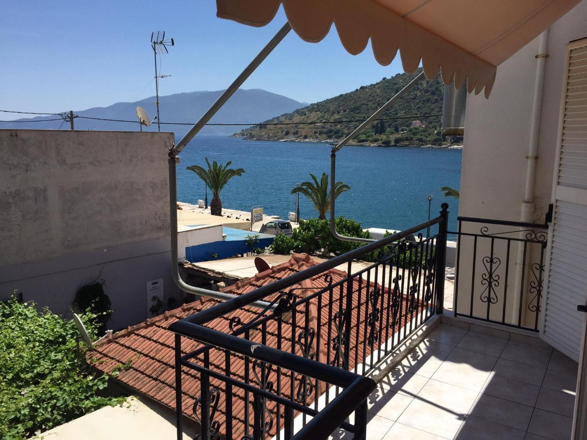 Pelagias Apartments Agia Efimia Bilik gambar
